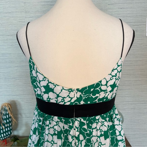 Kathryn Conover Green and White floral Spaghetti Strap Sun Dress Mini Size 6 - Picture 5 of 10